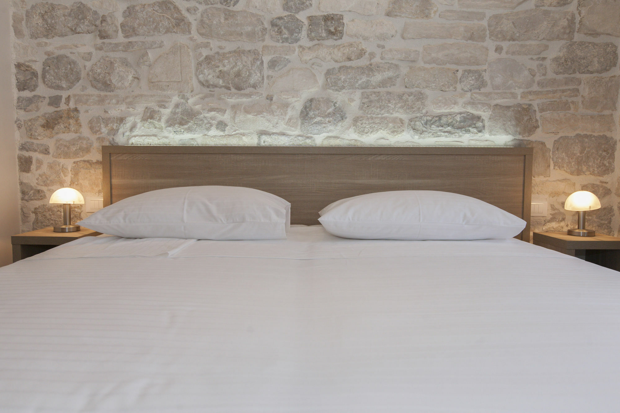Tifani Luxury Rooms 2 สปลิท ภายนอก รูปภาพ