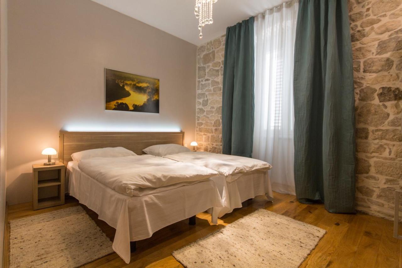 Tifani Luxury Rooms 2 สปลิท ภายนอก รูปภาพ